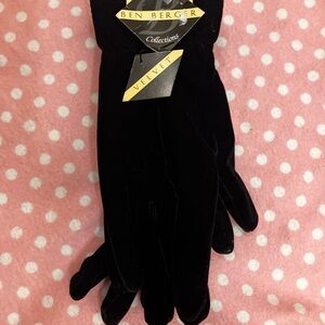 Black Velvet Gloves
